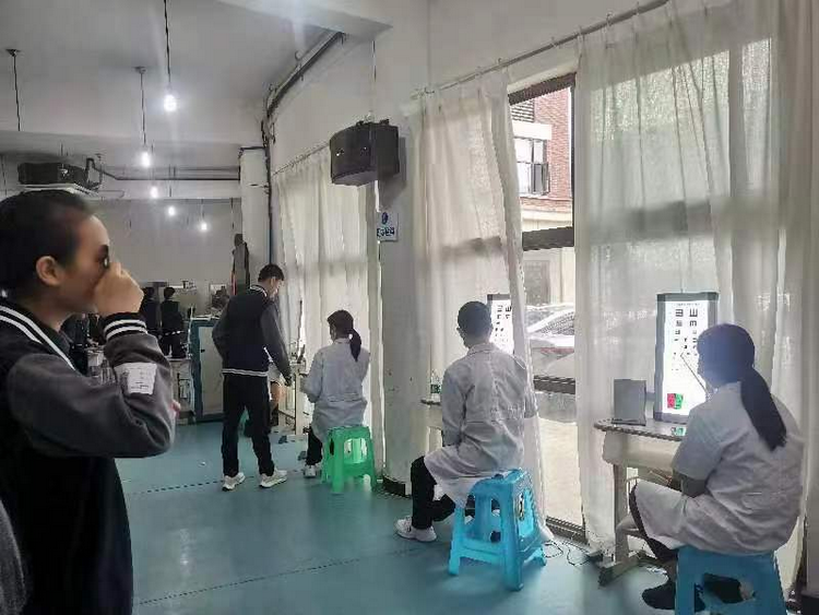 03_调整大小.png